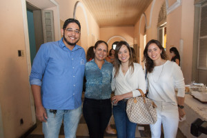 Vitor Oliveira, Helane Alves, Mayara Melo e Natalia Carvalho