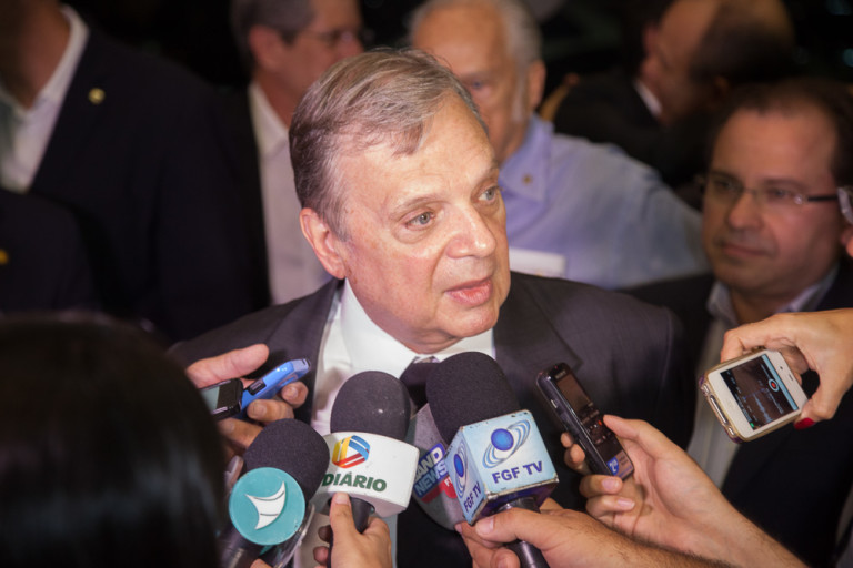 Tasso assume coordenação-geral da campanha de Alckmin