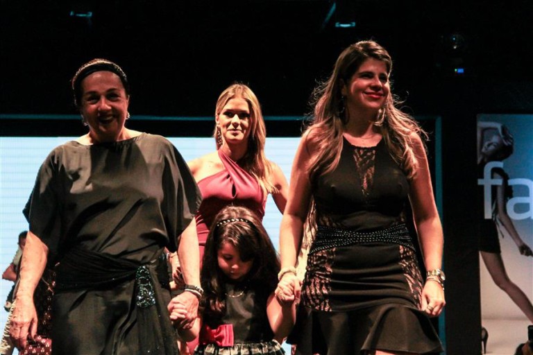 Tânia Joias realiza coquetel especial para as mães