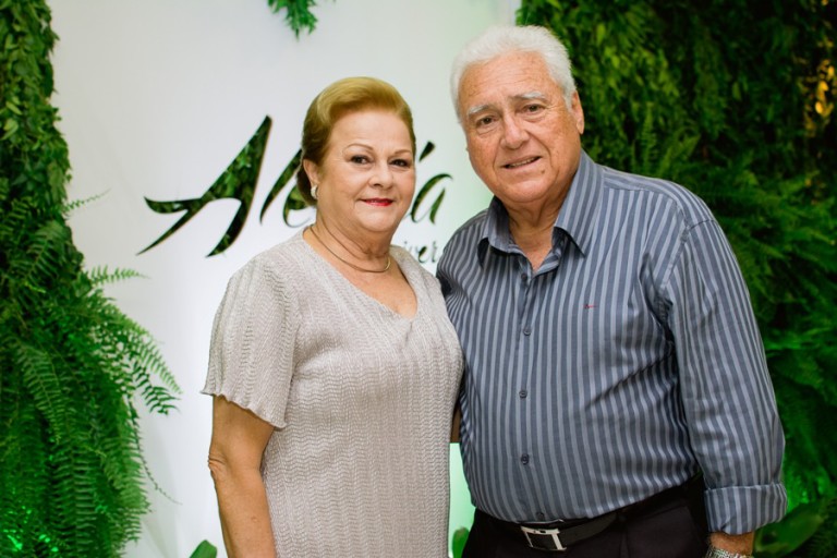 Waldyr Diogo Filho recebe a medalha da Ordem do Mérito Industrial da CNI