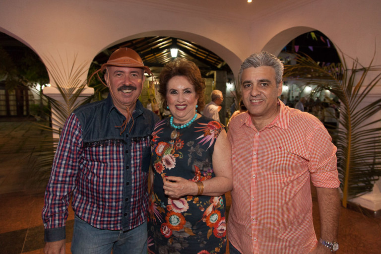 Arraiá dos Cumpadi Humberto Cavalcante e Mauro Feitosa