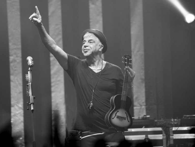 Em agosto, Lulu Santos desembarca em Fortaleza com show Clube£ux