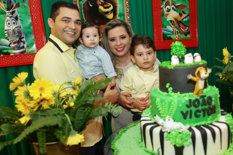 5 Aninhos de João Victor Ximenes