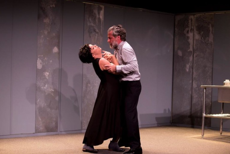 Peça – Para tão Longo Amor