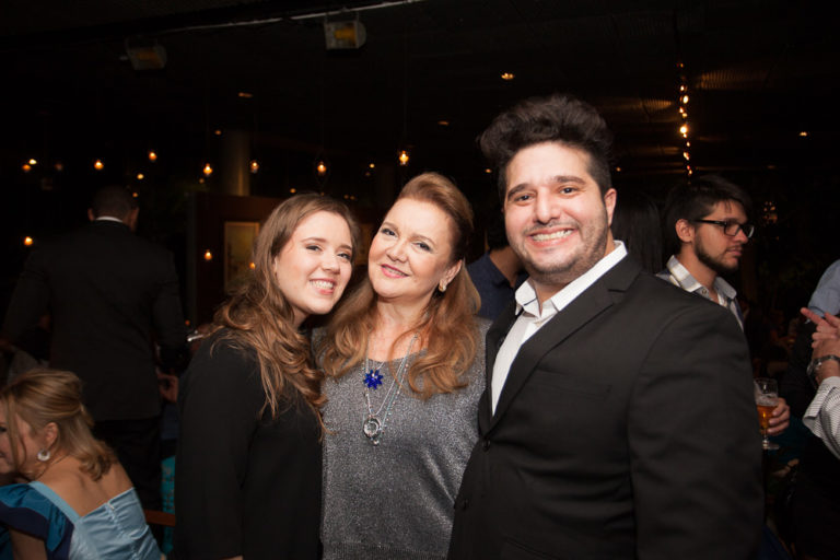 Claudia Rebouças comemora nova idade