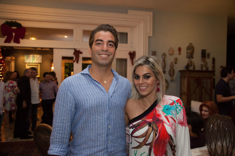 Leonardo Vidal e Amanda Távora casaram-se na Igreja do Pequeno Grande