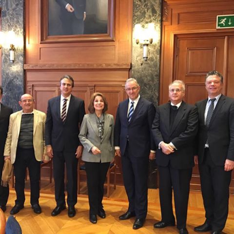 Camilo Santana discutiu uma futura parceria com o prefeito de Roterdã, Ahmed Aboutaleb