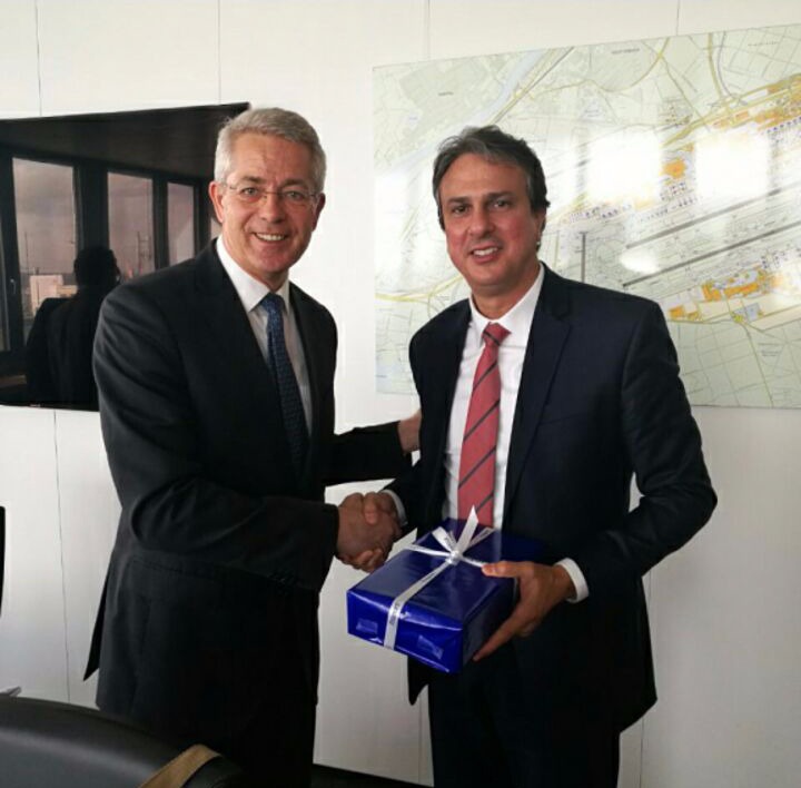 Camilo Santana desembarca em Frankfurt para primeira reunião com empresa Fraport AG