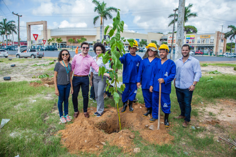 Simpex Incorporações e Dasart Incorporações promovem plantio de mudas no Cambeba