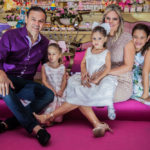 Guilheme, Lizie, Nicole, Layla e Anik Fujita