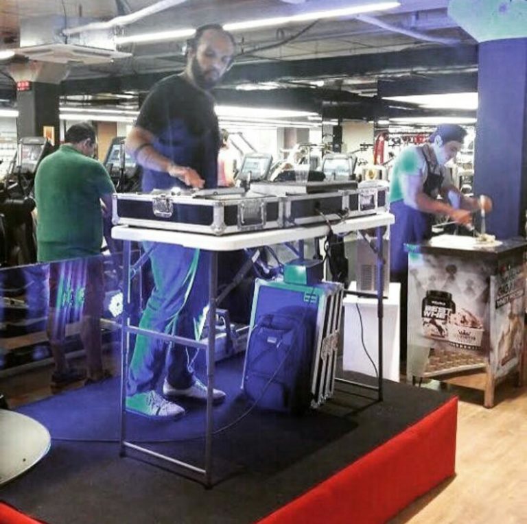 Comemoração de 2 anos da academia R2