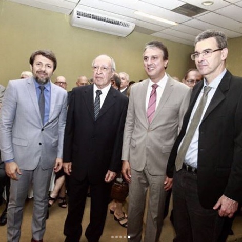 Camilo Santana prestigiou a posse do ex-governador Lúcio Alcântara no Palacete Jeremias Arruda