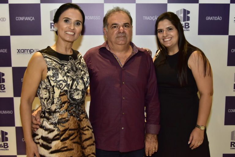 R&B Construções e Xampoo participações entregaram Jardins de Moliére