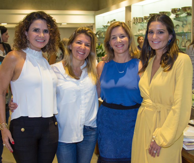 Inauguração do corner na Maison Par Freitas por Aline e Rafaela Pinho