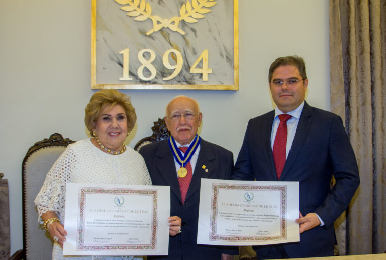 Academia Cearense de Letras celebra seus 123 anos