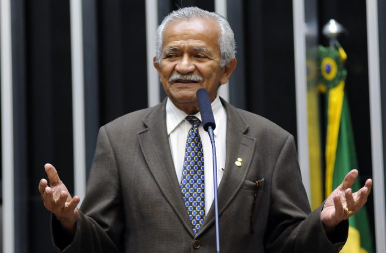 Chico Lopes será agraciado com a Medalha Boticário Ferreira