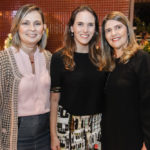 Renata Paula , Renata Santos e Moelma Costa )