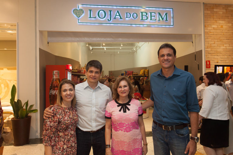 Renata Jereissati realiza coquetel na Loja do Bem