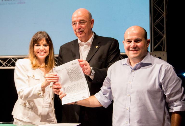 Programa Cresça com seu Filho recebe apoio Federal