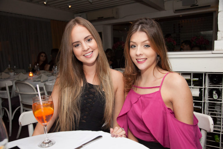 Cibele Martins E Larissa Pontes