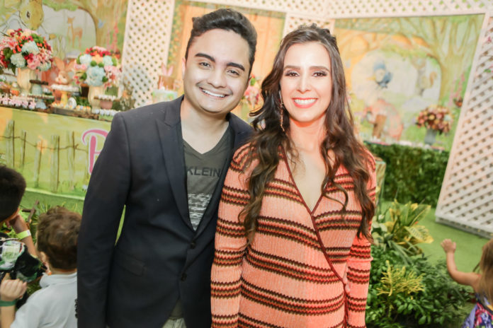 Felipe Araujo E Vivian Barbosa (2)