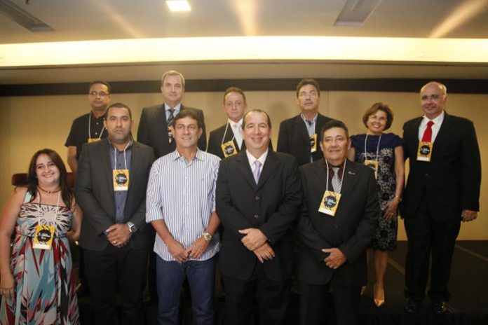 Lilian Alves, Luciano Macedo, Direrot Filho, Kallil Otoch, Flavio Pinto, Sergio Porto, Wilson Braga, Bernadette Espindola E Salim Ary