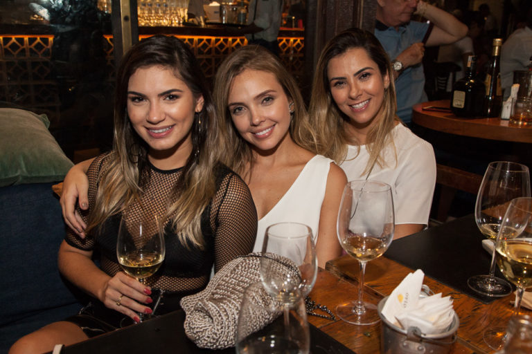 Júlia Alencar, Taís Lopes E Rebeca Couto_