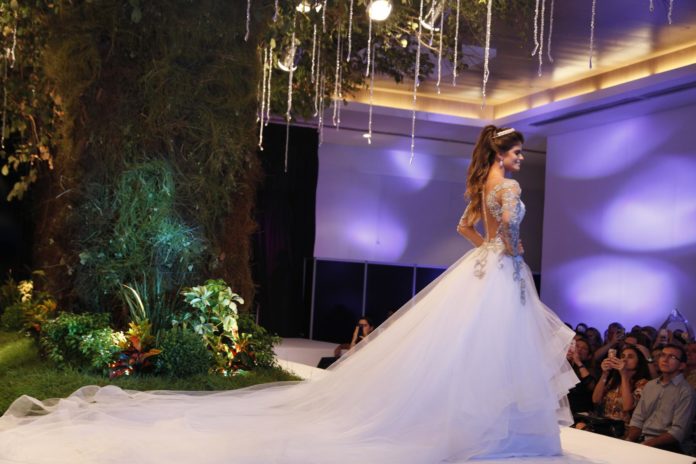 Desfile MAISON CRIS (93)