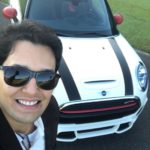 Ricardo Feitosa, gerente da WelleMotors, em Fortaleza, desembarcou em Joinville (SC) para conferir de perto a novidade da MINI, o novo Mini Hatch