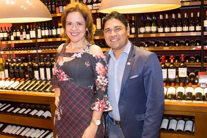 Aletéia Lopes E Narcísio Filho
