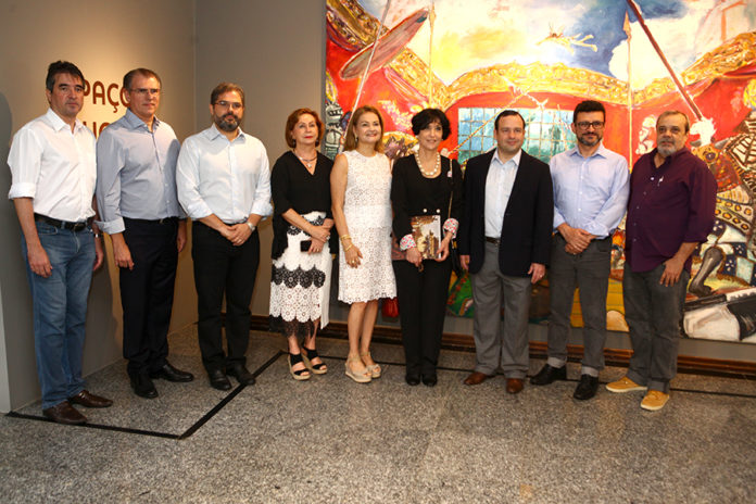 Jose Maria Gondim ,Randal Pompeu,Edson Queiroz Neto,Fatima Veras,Lenise Queiroz,Denise Mattar,Igor Queiroz,Henrique Sa E Eduardo Freire (4) Capa