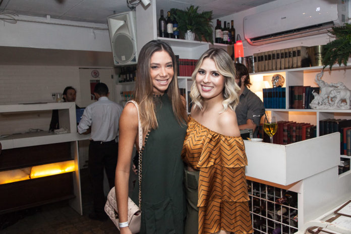 Priscila Afio E Natasha Melgaço