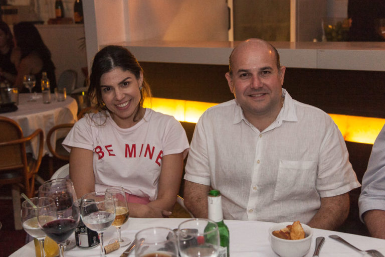 Carol Bezerra E Roberto Cláudio