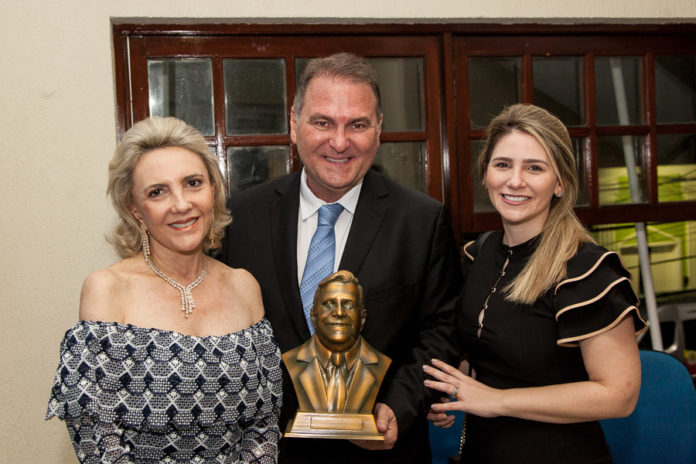 Graça, Jório E Natália Da Escóssia