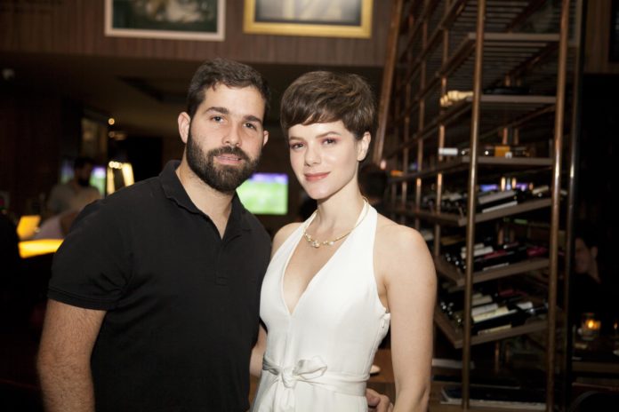 Felipe Queiroz E Paulinha Sampaio