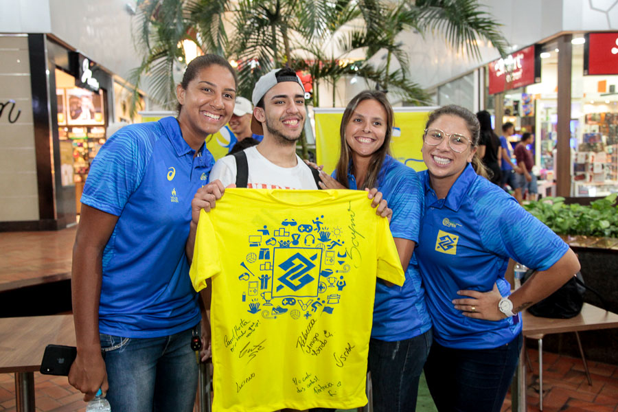 Ana Patrícia, Igor Marques, Carol Horta E Rebeca Silva
