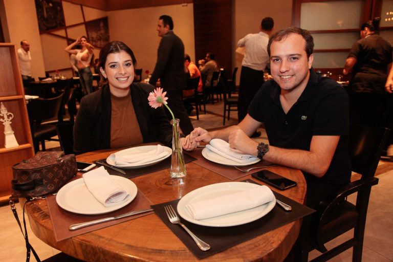 Thaís Teixeira E Renato Parente 1