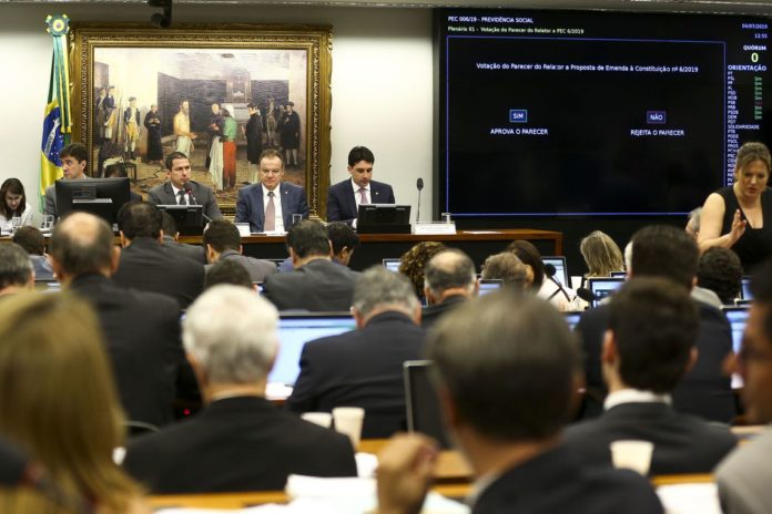 Sessão Para Votação Do Parecer Do Relator Sobre A Reforma Da Previdência.
