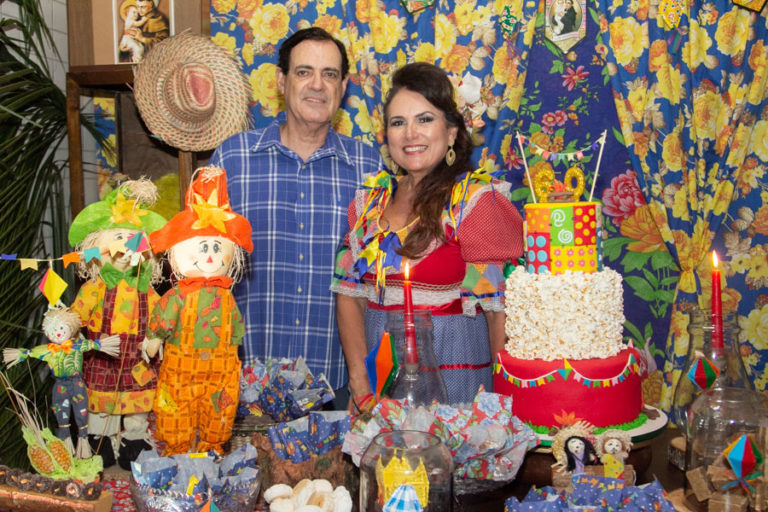 Ana Luiza Costa Lima celebra aniversário em clima de São João Ana Luiza Costa Lima celebra aniversário em clima de São João