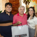 Hugo Lavor, João Neto Fernandes E Caroline Lavor