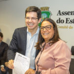 Randolfe Rodrigues E Toinha Rocha