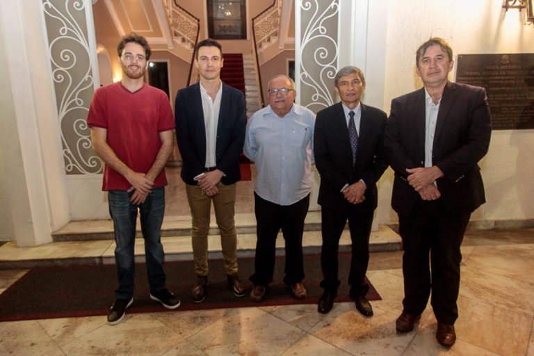 Cahrles Da Costa Bruxel, Rafael Mesquita, Eliezer Rodrigues, Plauto Carneiro Porto E Paulo Régis Botelho