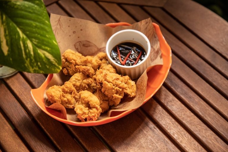 Eduardo Mar De Rosas   Tempurá De Amor, Couve Flor Empanada Com Molho A Base De Shoyu E Pimenta De Cheiro