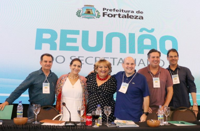 Roberto Cláudio reúne secretariado para discutir o Plano de Governo