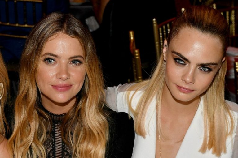 Modelo e atriz Cara Delevingne passa ano novo no Brasil