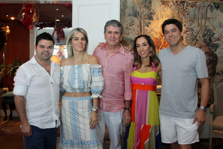 Márcia Távora celebra mais um ano de vida