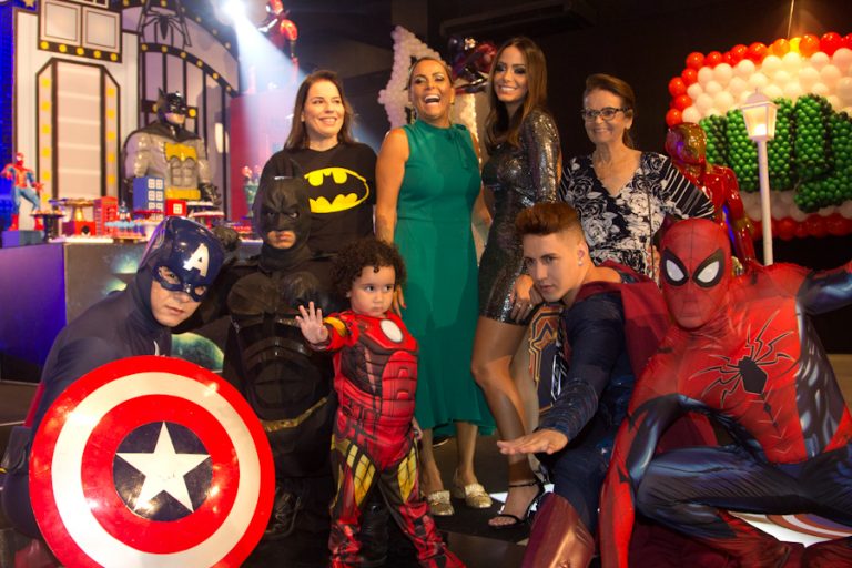 Gil Santos e Denise Bezerra celebram 3 anos do filho Bento