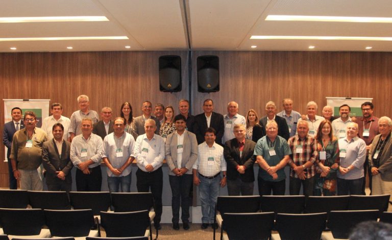 Adece realiza Fórum Anual de Presidentes das Câmaras Setoriais e Temáticas