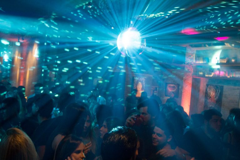 Moleskine estreia pré-carnval ao som de música eltrônica