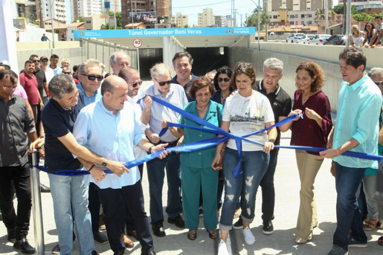 Prefeitura e Governo entregam túnel da Av. Alberto Sá